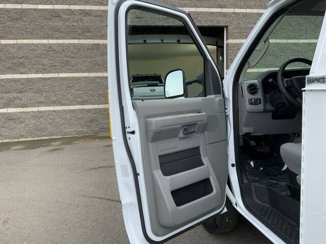 2025 Ford E-Series