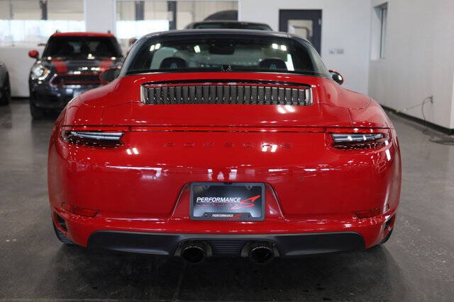 2019 Porsche 911 Targa 4S