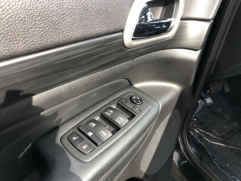 2021 Jeep Grand Cherokee Laredo E