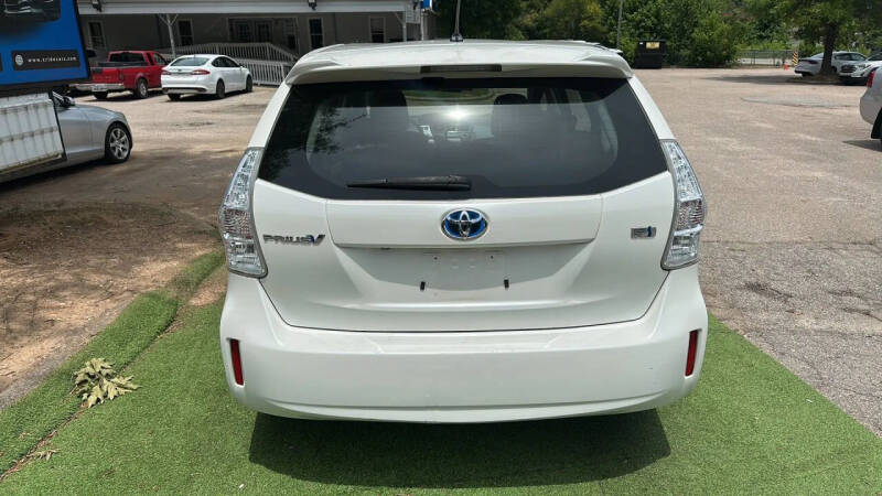 2012 Toyota Prius v