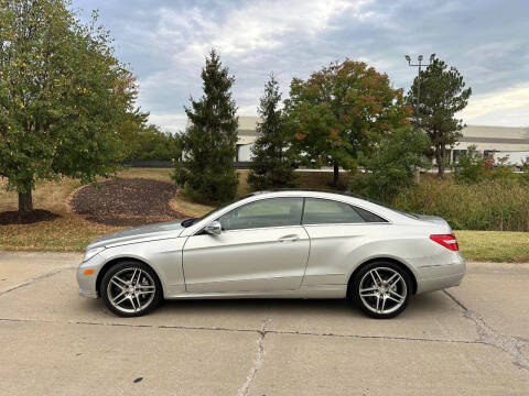 2010 Mercedes-Benz E-Class for sale at Q and A Motors in Saint Louis MO