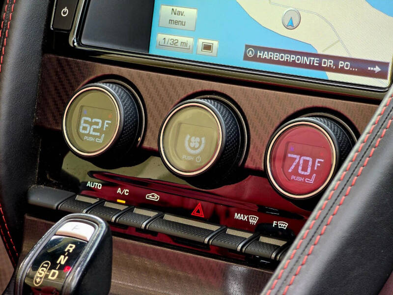 2016 Jaguar F-TYPE R