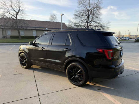 2016 Ford Explorer Sport