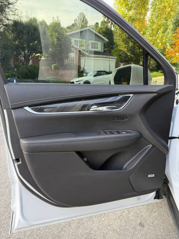 2020 Cadillac XT6 Premium Luxury