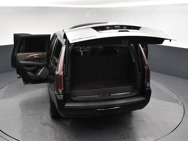 2020 Cadillac Escalade Luxury