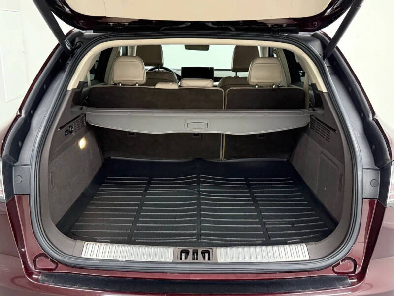 2021 Lincoln Nautilus Reserve