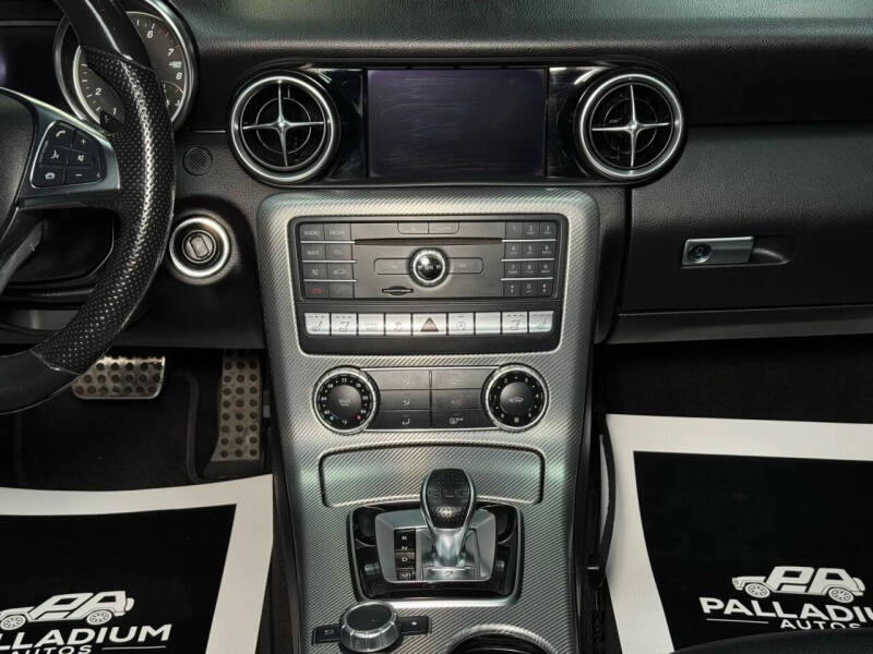 2017 Mercedes-Benz SLC SLC 300