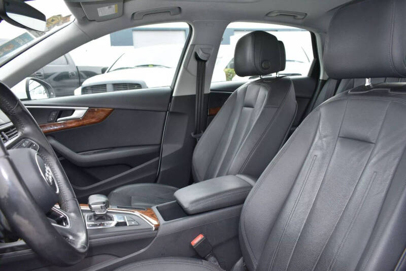 2017 Audi A4 2.0T quattro Premium