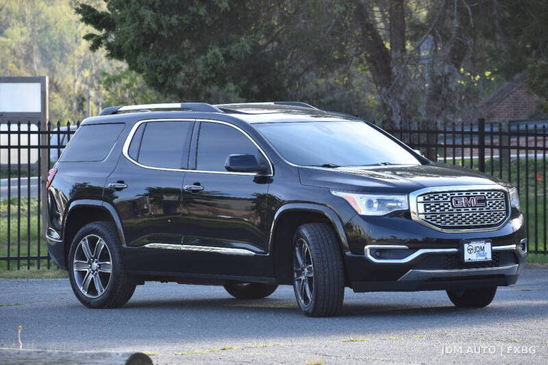 2017 GMC Acadia Denali