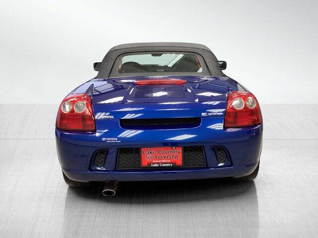 2003 Toyota MR2 Spyder