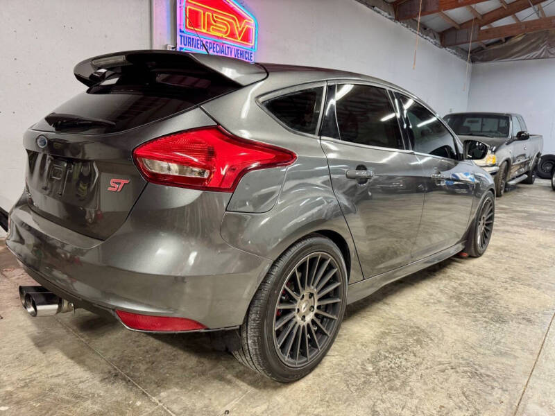 2017 Ford Focus ST