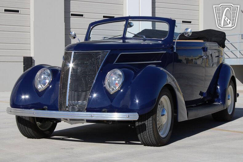 1937 Ford Phaeton