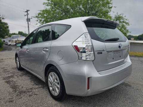2012 Toyota Prius v Three