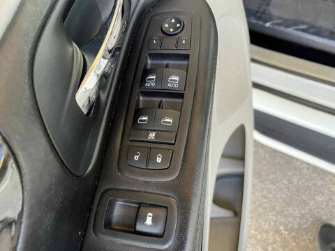 2012 Dodge Grand Caravan Crew