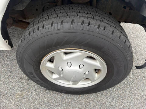 2011 Ford E-Series E-250