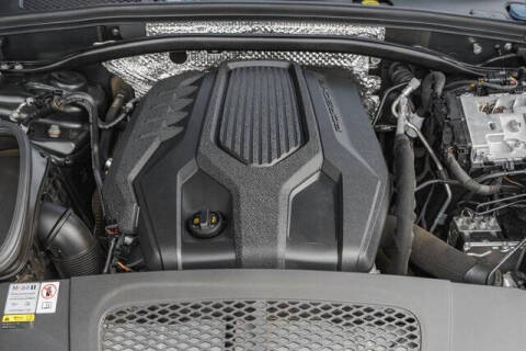 2023 Porsche Macan T