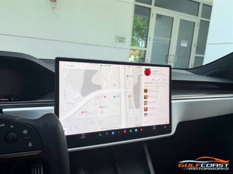 2022 Tesla Model S Plaid