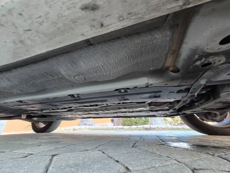 2016 Volvo XC90 T8 eAWD Momentum