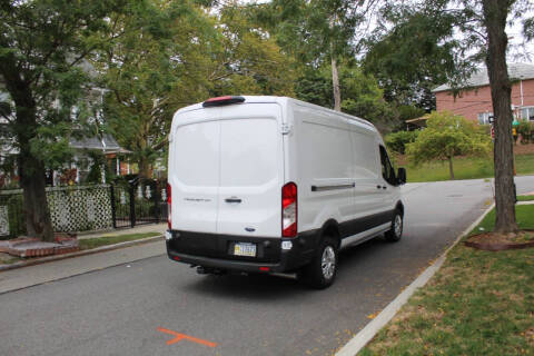 2024 Ford Transit 250