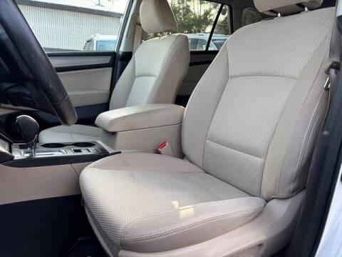 2017 Subaru Outback 2.5i Premium