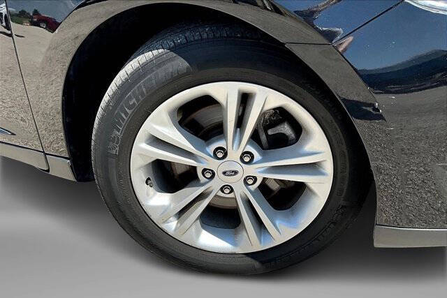 2018 Ford Taurus SEL