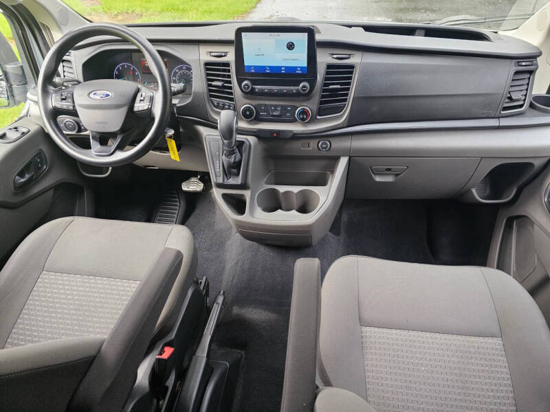 2020 Ford Transit 150 XLT