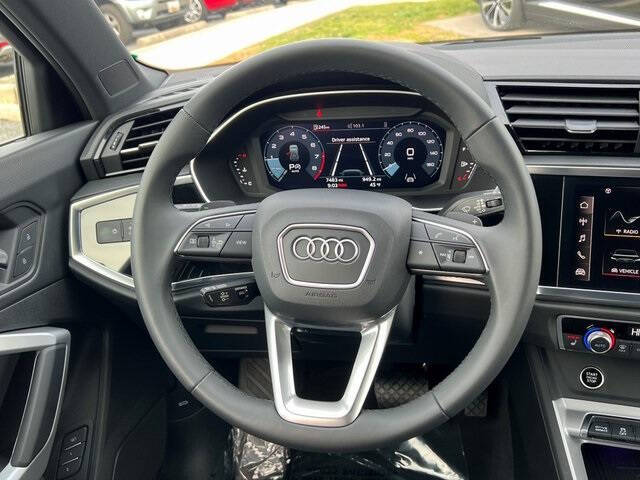 2025 Audi Q3 quattro S line Prem Plus 45 TFSI