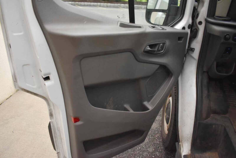 2022 Ford Transit