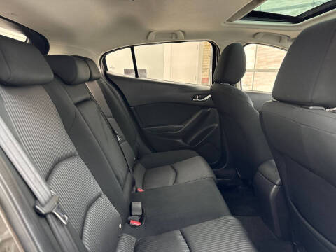 2016 Mazda MAZDA3 i Touring