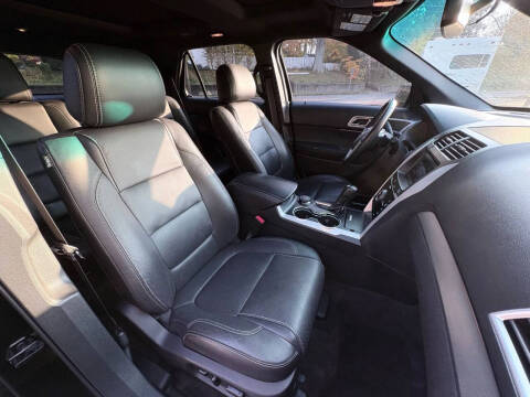 2014 Ford Explorer Sport