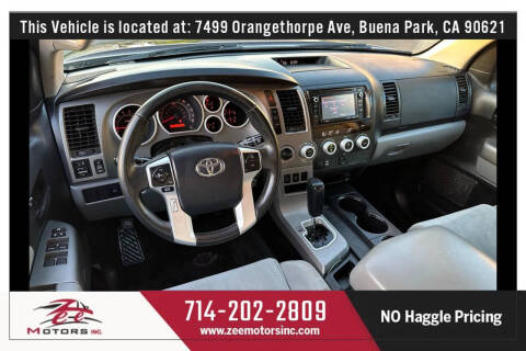 2016 Toyota Sequoia SR5