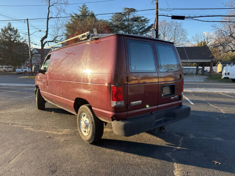 2010 Ford E-Series E-250