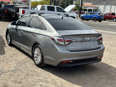 2017 Hyundai Sonata Hybrid SE