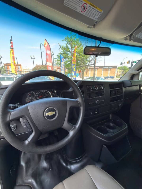 2017 Chevrolet Express 2500
