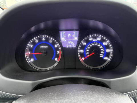 2017 Hyundai Accent SE