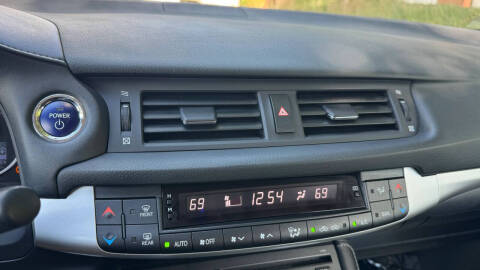 2013 Lexus CT 200h
