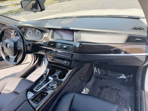 2016 BMW 5 Series 528i