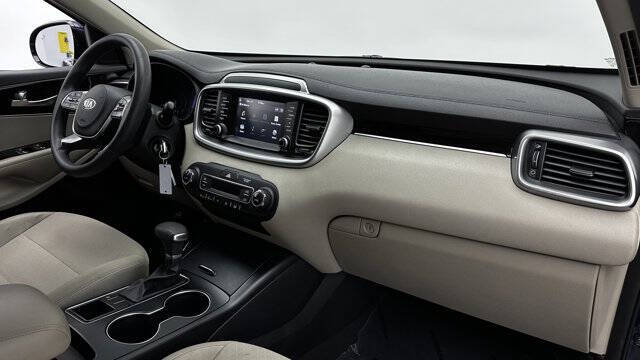 2019 Kia Sorento LX V6