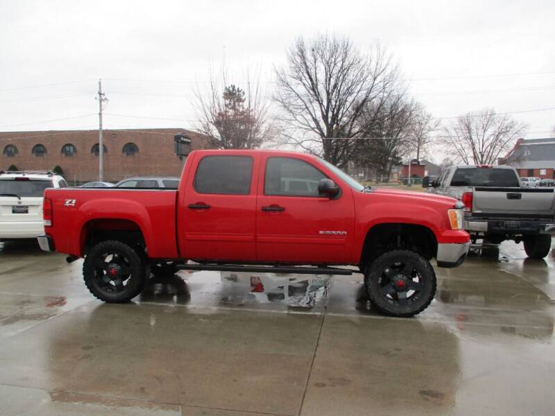 2011 GMC Sierra 1500 for sale at The Auto Specialist Inc. in Des Moines IA