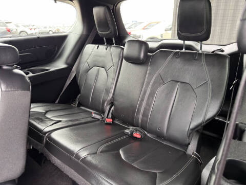 2019 Chrysler Pacifica Touring L Plus