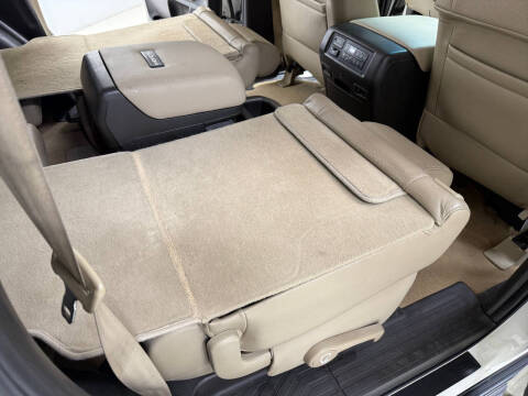 2011 Toyota Sequoia Platinum