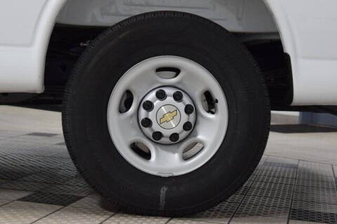 2025 Chevrolet Express 2500