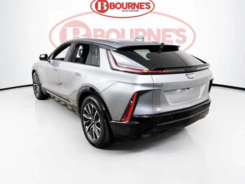 2024 Cadillac LYRIQ Sport 1