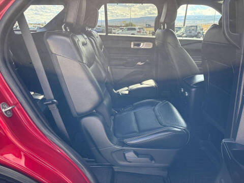 2022 Ford Explorer ST