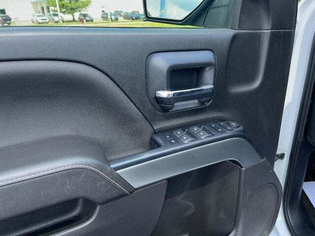 2017 Chevrolet Silverado 1500 26