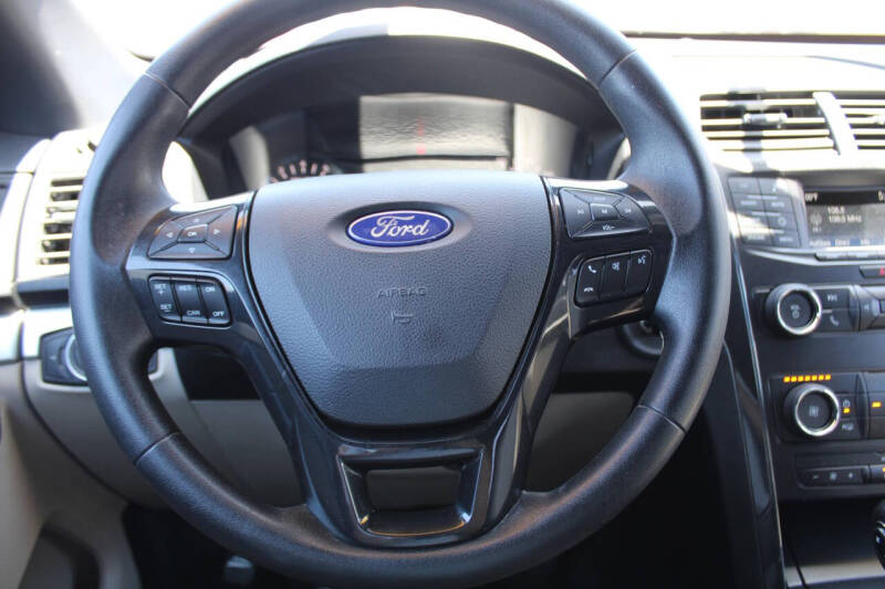 2018 Ford Explorer