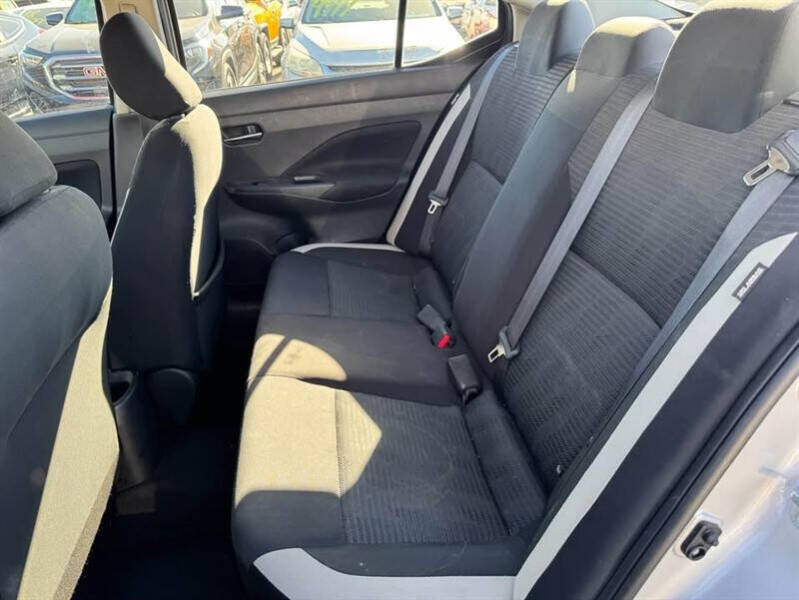 2021 Nissan Versa SV