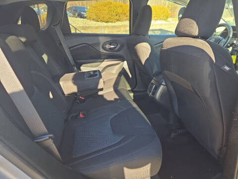 2019 Jeep Cherokee Latitude