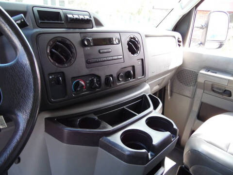 2015 Ford E-350