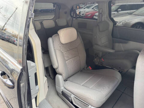 2008 Chrysler Town and Country Touring